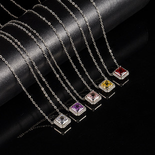 �ļ��¿�С���OӋ�Z�Sɫ��̼荱������朕r�з�ɫ�������K�i���