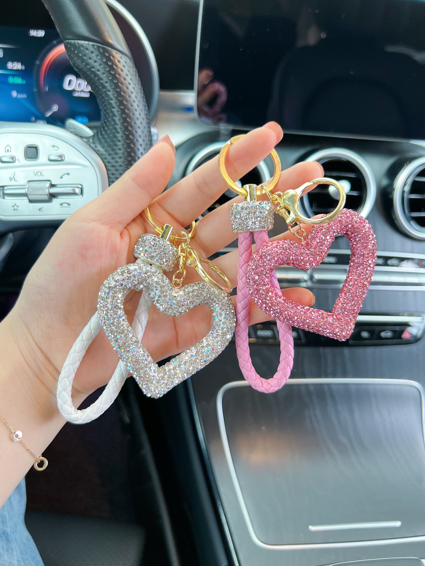 Style Coréen Forme De Cœur Faux Cuir Argile Femmes Pendentif De Sac Porte-clés display picture 3