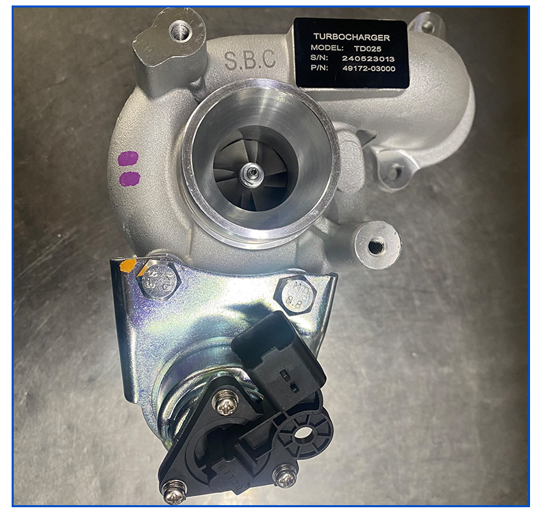 Turbocharger for Car Engine Turbocharger Engine System Accessories Td02549172-03000