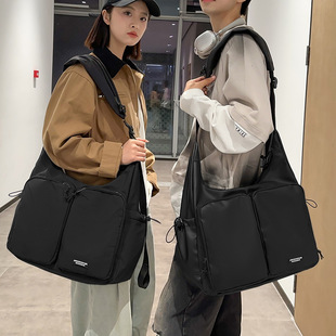 Messenger bag men's cross-border fashion girls shoulder bag large capacity messenger bag commuter leisure satchel tutorial bag wholesale