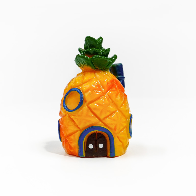 Venta caliente pecera acuario adorno sumergido dibujos animados mini casa de piña PVC no se rompe agua pescado y camarones tanque de refugio