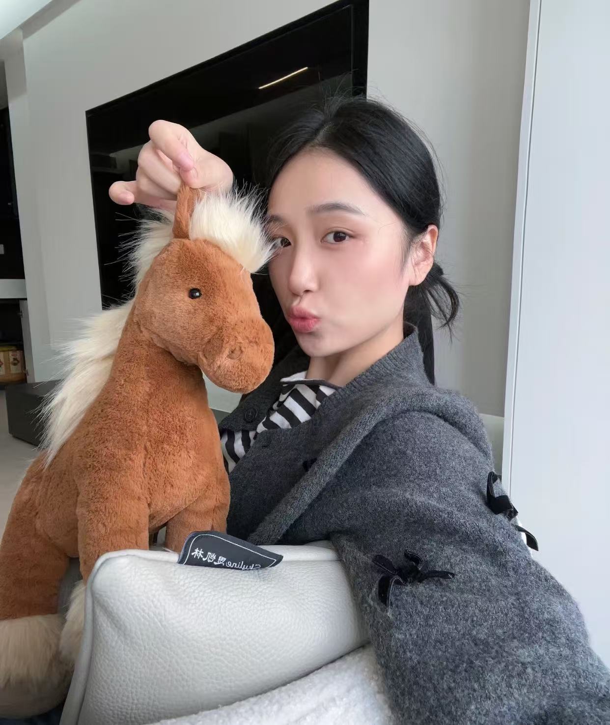 Unicorn; Freya Horse;