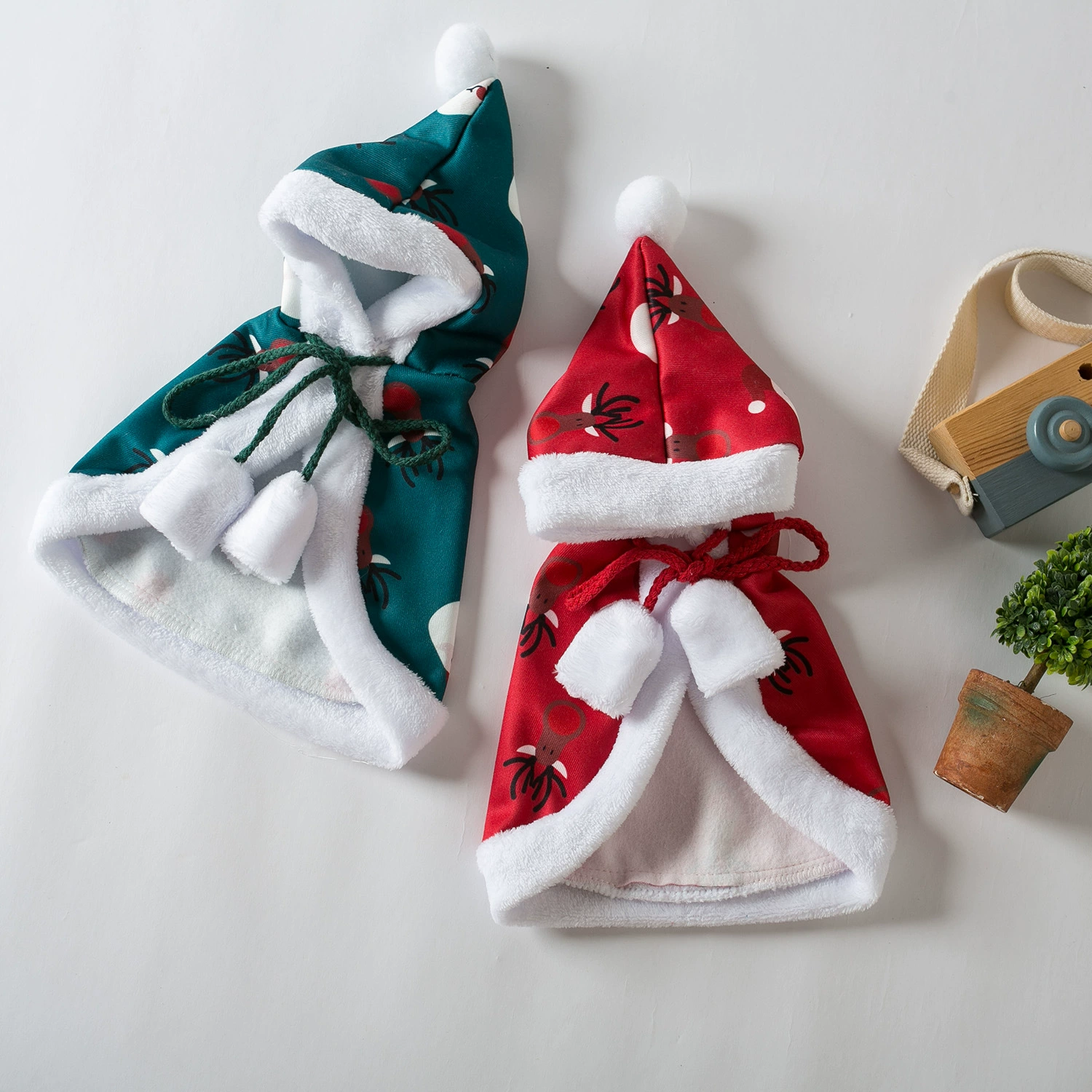 Кошка Ми Новый год Рождественская одежда Красная Шапочка Плащ Домашние животные Молодые кошки Рождественский Новый год Плащ Маленькая собака Шляпа