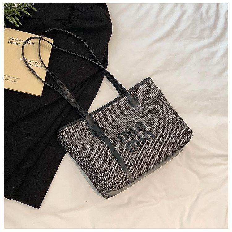 블랙;27*35*13;캔버스