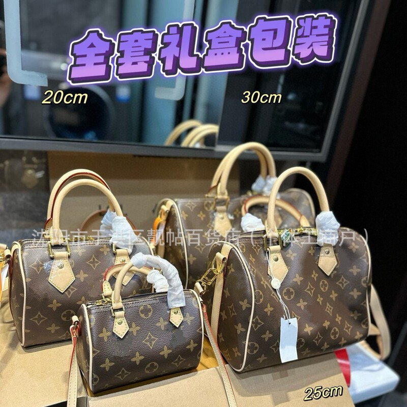 Bags for Women 2025 New Style Genuine Leather Pillow Bag Single Shoulder Crossbody Bag for Men and Women Same Style Large Capacity Travel Essentials Casual