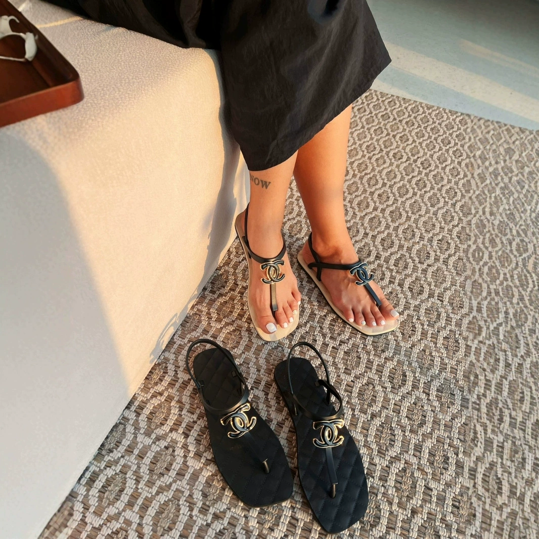 Щипы сандалии zhetao2025 лето новый маленький ароматный ветер дикий пляж повседневные ножки сандалии противоскользящие и износостойкие