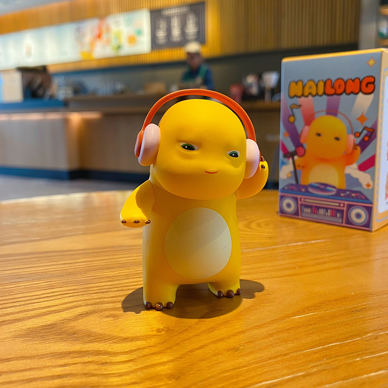 新款正版DJ奶龙办公室桌面摆件创意家居装饰品可爱汽车用品小礼物|undefined
