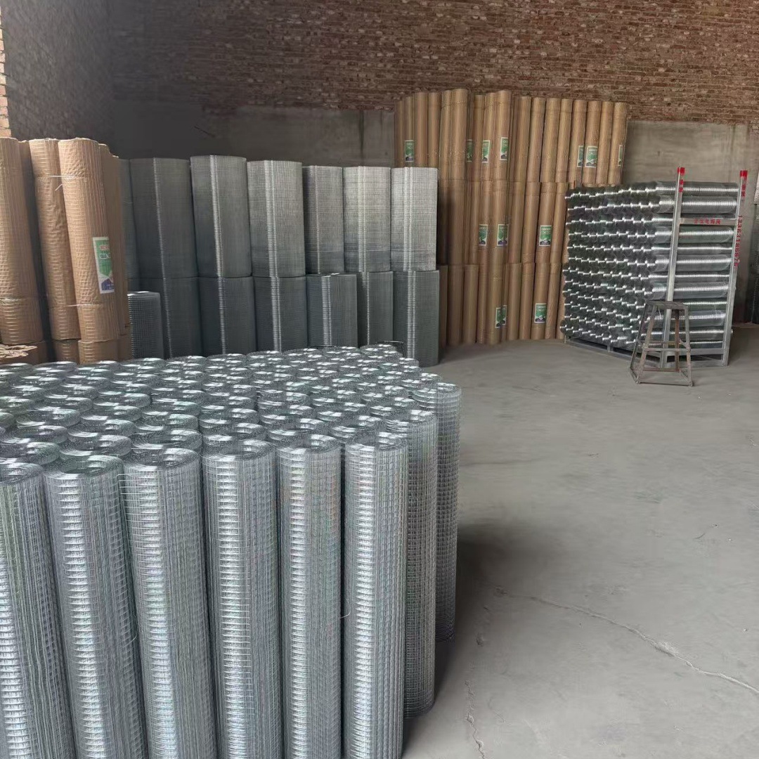 热镀锌电焊网工地内外墙保温抹灰电焊网防裂钢丝网厂家现货