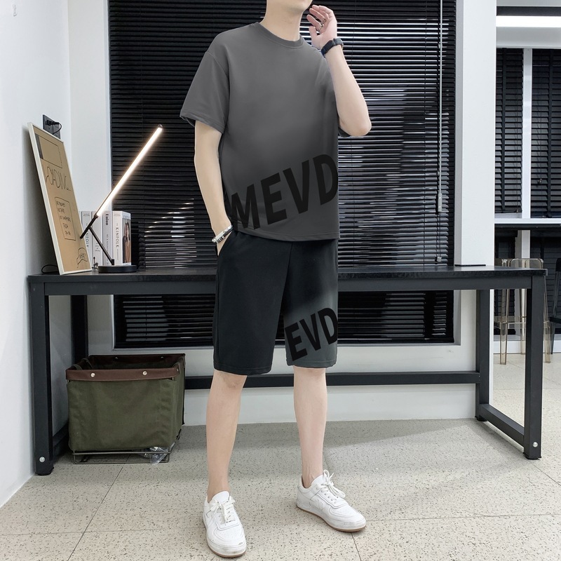 Verano hombre casual juego deportivo marca de tendencia grande suelto impresión de alta calidad juego de color gradiente