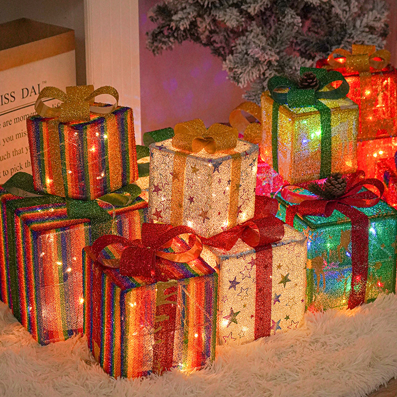 Caja de regalos de Navidad transfronteriza de tres piezas, caja de regalos de decoración de cumpleaños, lámpara luminosa, accesorios