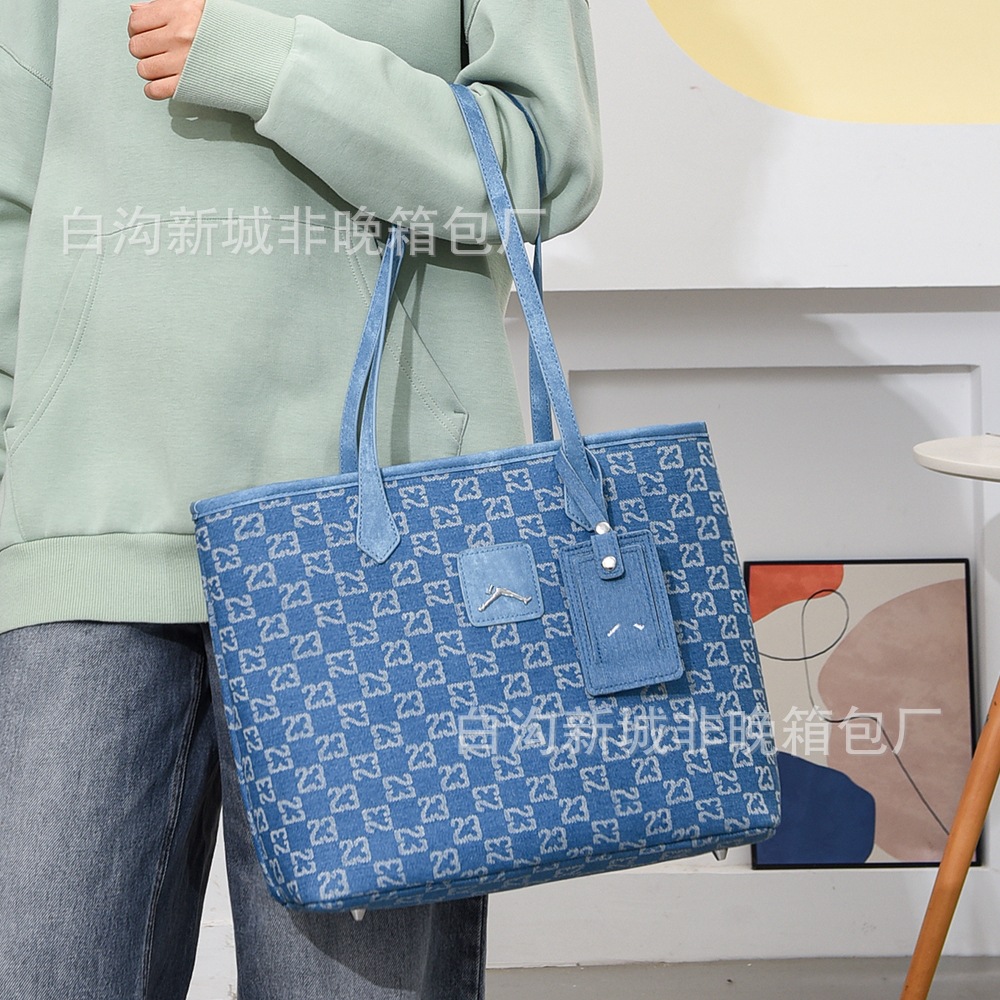 Cross-Border Vintage Checkerboard Pattern Large-Capacity Shoulder Bag, Crossbody Bag, Outdoor Handbag, Gym Bag, Travel Bag, Student Bag