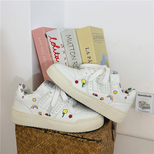 Student cute sweet printed white shoes women's 2024 spring new low top Korean style versatile sports canvas shoes