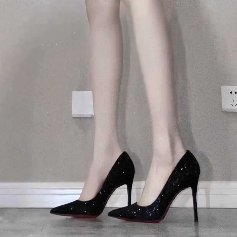 2025 Sequined Red-Soled Pointed-Toe High-Heeled Shoes, Black with Dress, Versatile Niche Elegant, Stiletto Heels, Non-Tiring Shoes