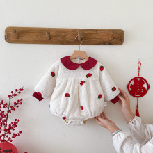 ins婴儿连体衣冬季宝宝外出衣服草莓爬服超萌加绒包屁哈衣秋冬装