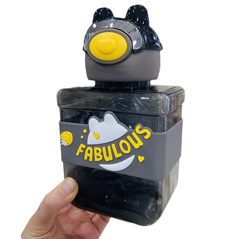 Bajia hervidor deportivo al aire libre dibujos animados casa taza de plástico portátil taza de agua portátil taza cuadrada al por mayor