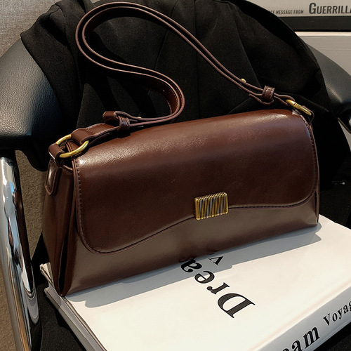 Women's High-End Style Large Capacity New Trend Fashion Crossbody Bag for Autumn/Winter, Unconventional Shoulder/Axial Bag