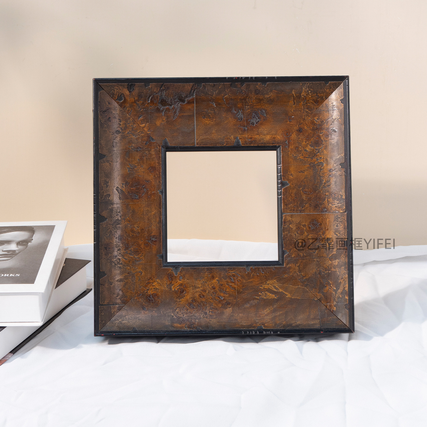 Retro francés medieval para hacer pinturas al óleo antiguas, marcos de madera decorativos de madera personalizados, marcos de madera maciza autoensamblados, marcos exteriores vacíos
