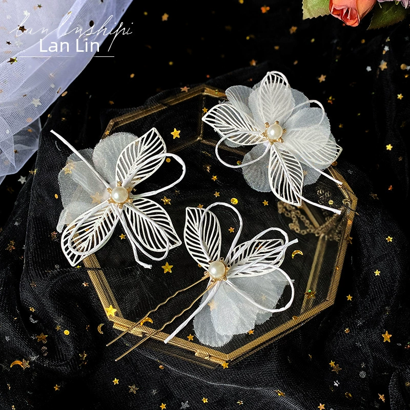 Korean fresh hair accessory for bride, flowered