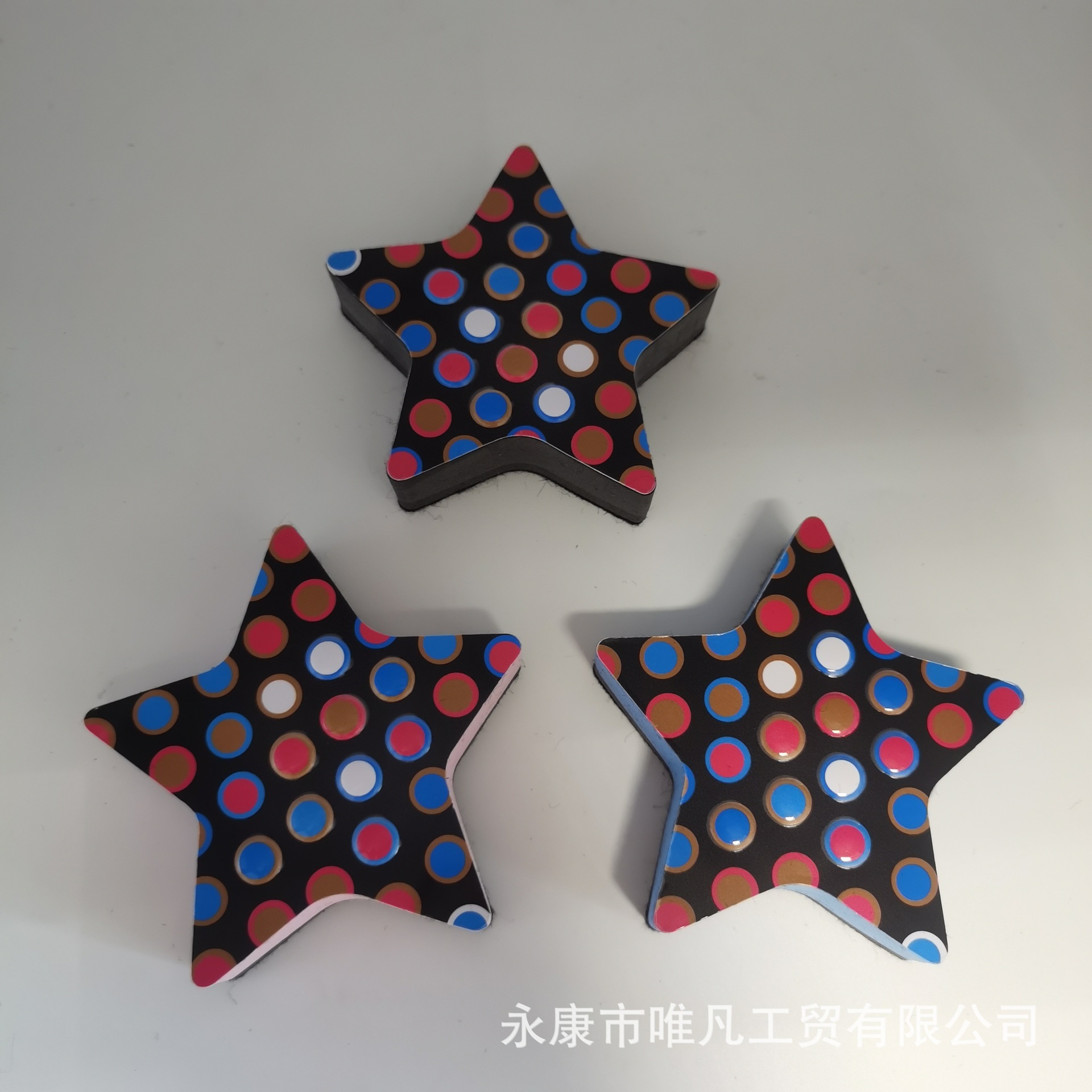 Limpie de lámina de plástico de diafragma de dibujos animados de estudiantes una variedad de accesorios de pizarra personalizados opcionales limpieza magnética
