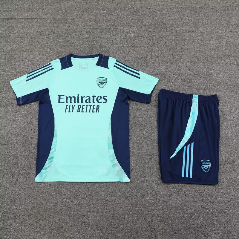 工場直販 新型 バルセロナ スポーツトレーニングウェア サッカーユニフォームセット メンズ サッカーユニフォーム 卸売 通気性|undefined