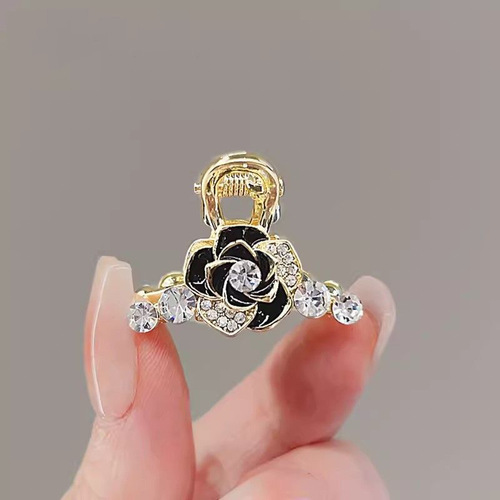 Elegant orchid-style delicate floral mini hair clip for princess side fringe with high-end camellia design, forehead fringe clip