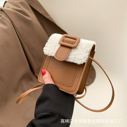 High-looking lamb wool mobile phone bag for women mini small bag  winter new style trendy niche design crossbody bag for women