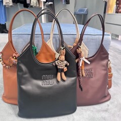 miu フロストスエードスプライシングトートバッグ キャンバスバッグ ホーボー脇の下バッグ シングルショルダーバッグ 女性用バッグ アイビー学生ショッピングバッグ ポータブル