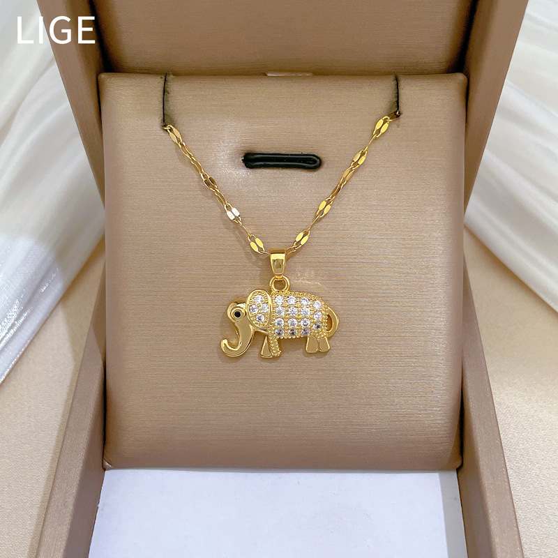[Titanium Steel] Stereo Elephant Full Diamond Light Luxury Elegant Gorgeous Full Diamond Necklace Women's All-match Clavicle Chain Titanium Steel Chain