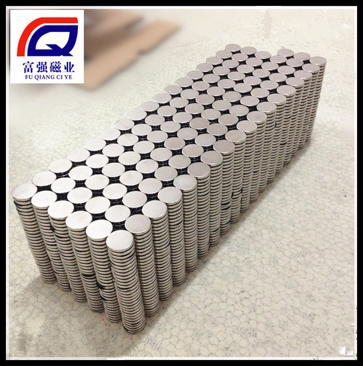 方形强力磁铁 弧形钕铁硼强磁 块状钕磁 汝磁铁 铁汝硼