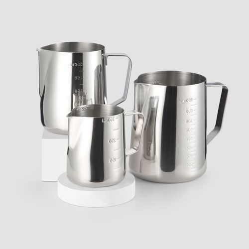 Thickened stainless steel pointed beak latte art cup with graduated measuring cup outdoor camping latte art tank milk foaming pot latte art cup
