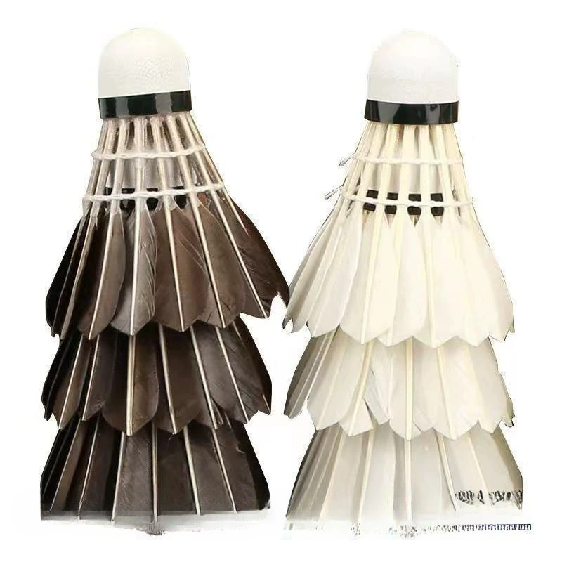 One piece of badminton to play goose feathers, students entertainment training box