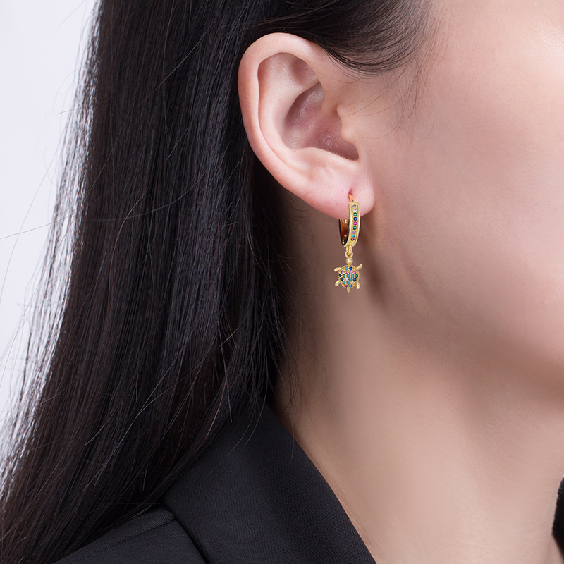 时尚夸张动物耳环