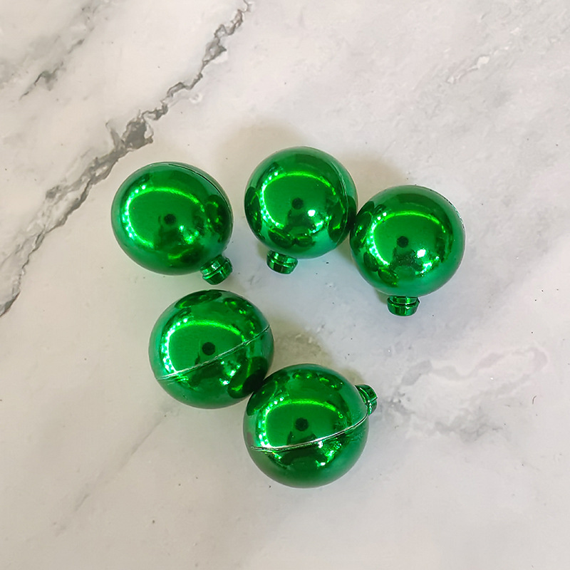 4CM 크리스마스 볼 - 녹색 빛
