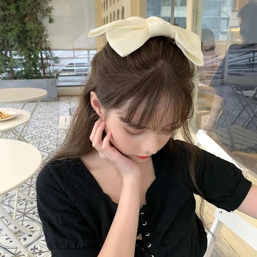 Japanese and Korean minimalist red bow hair clip for women, occipital hair accessory, student hair pin, adult clip, head accessory, Japanese style