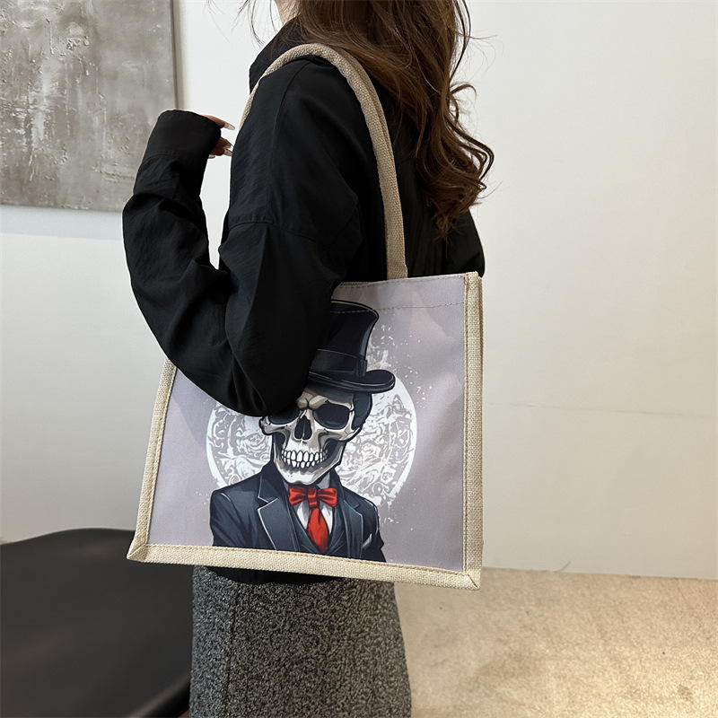 Nueva bolsa de lona de calaveras, bolsa de mano de gran capacidad para mujeres, bolsa de hombro para clases, moda 2024