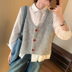 针织马甲爱心扣春秋新款高级感甜美风开衫女外穿背心百搭毛衣上衣