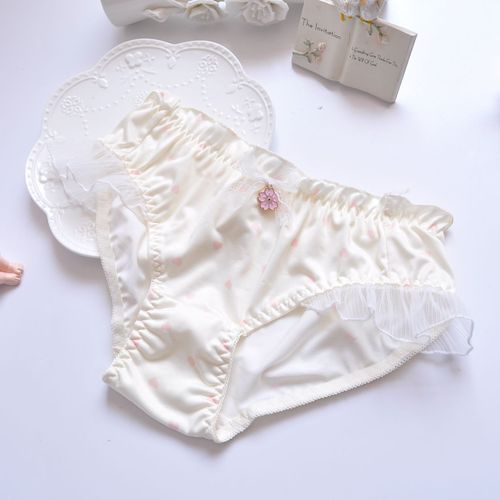 Long-term supply of Japanese style small fresh multi-color printed milk silk princess embroidered triangle girl cute women's underwear