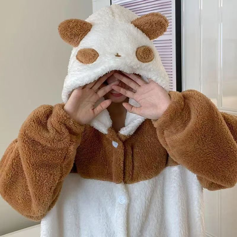 艾莎の王女のパジャマの女性の冬のサンゴのベルベットは厚い保温のフランネルの中の長いタイプの帽子の冬の寝衣をプラスします。|undefined