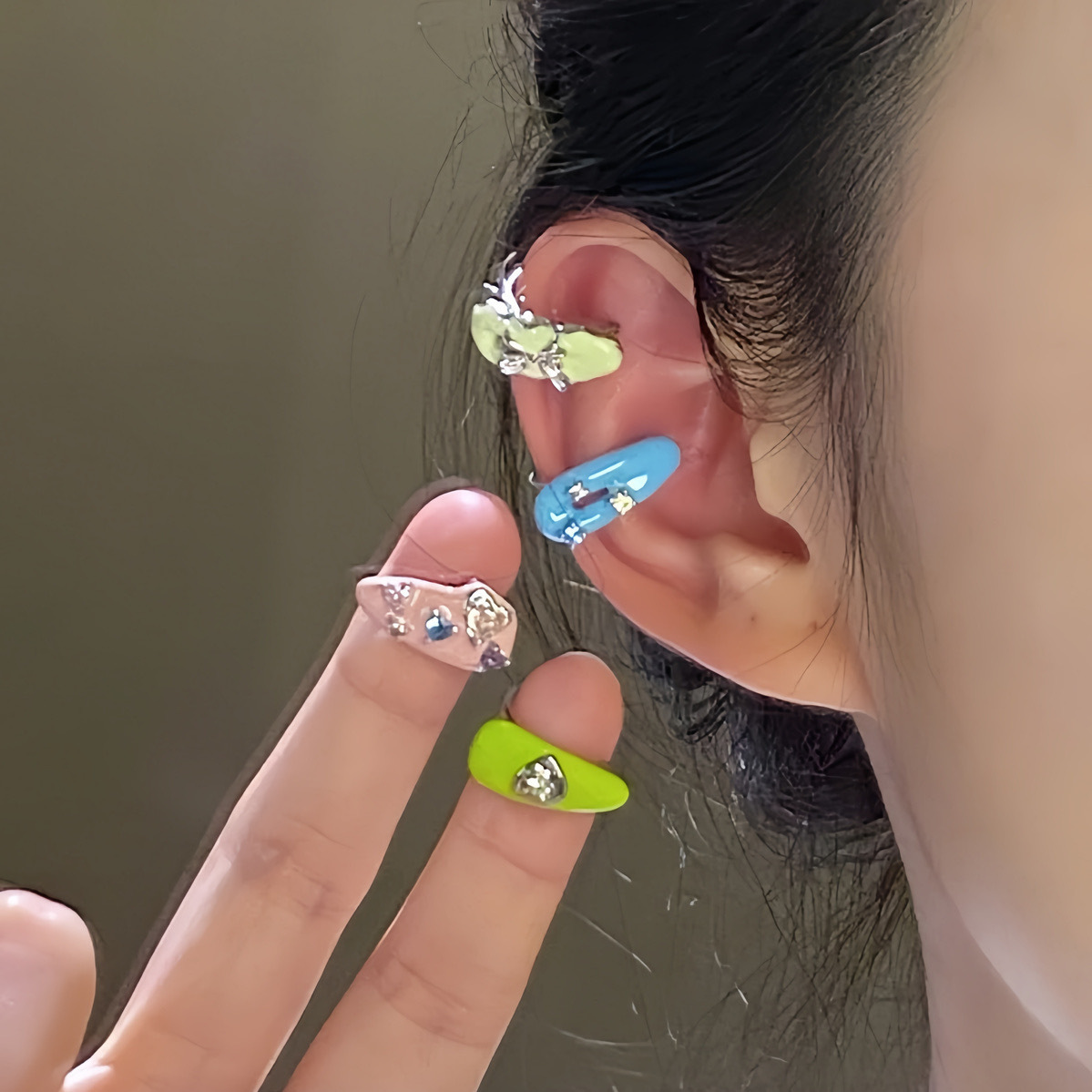 Youth Diary ~ Colorful Cute Ear Bone Clip Light Luxury Elegant Ear Clip Women's Dopamine Ear Holes Niche Trendy Earrings