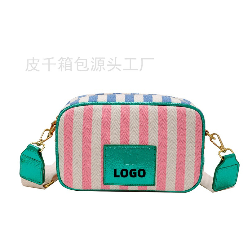 파란색이 있는 W-핑크