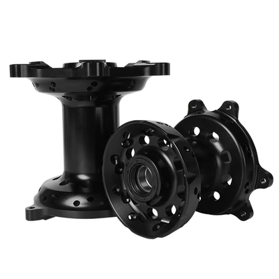 Motorcycle wheel hub and rear wheel modified