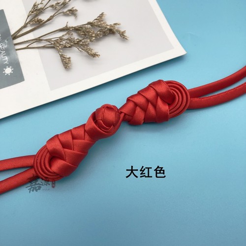 Long-tailed cloth pipa buckle new style satin apricot buttoned plate buckle ready-made material plus plate buckle cheongsam ethnic style buckle Tang suit button 