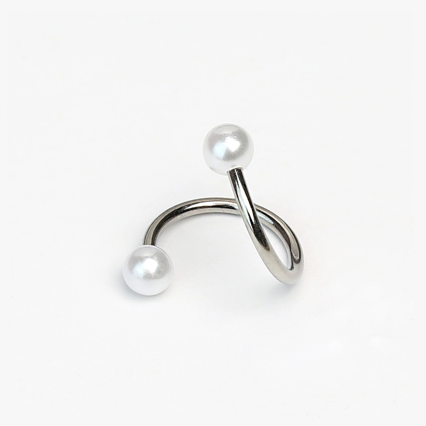 Silver pointed spike labret stud material detail