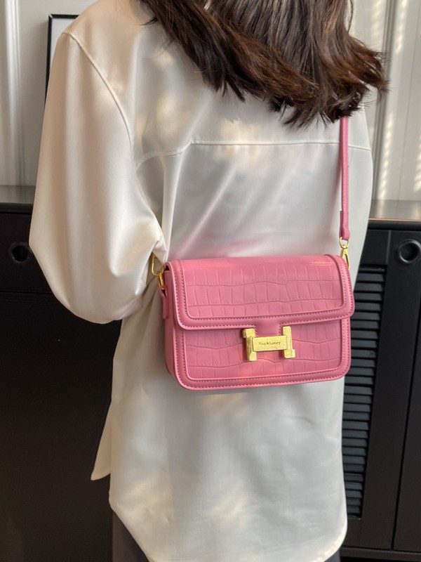 Bolsos de lujo ligero, patrón de piedra de nicho, bolsa cuadrada pequeña, 2025, nueva moda transfronteriza, bolso de mensajero de un solo hombro con bloqueo de letras de moda