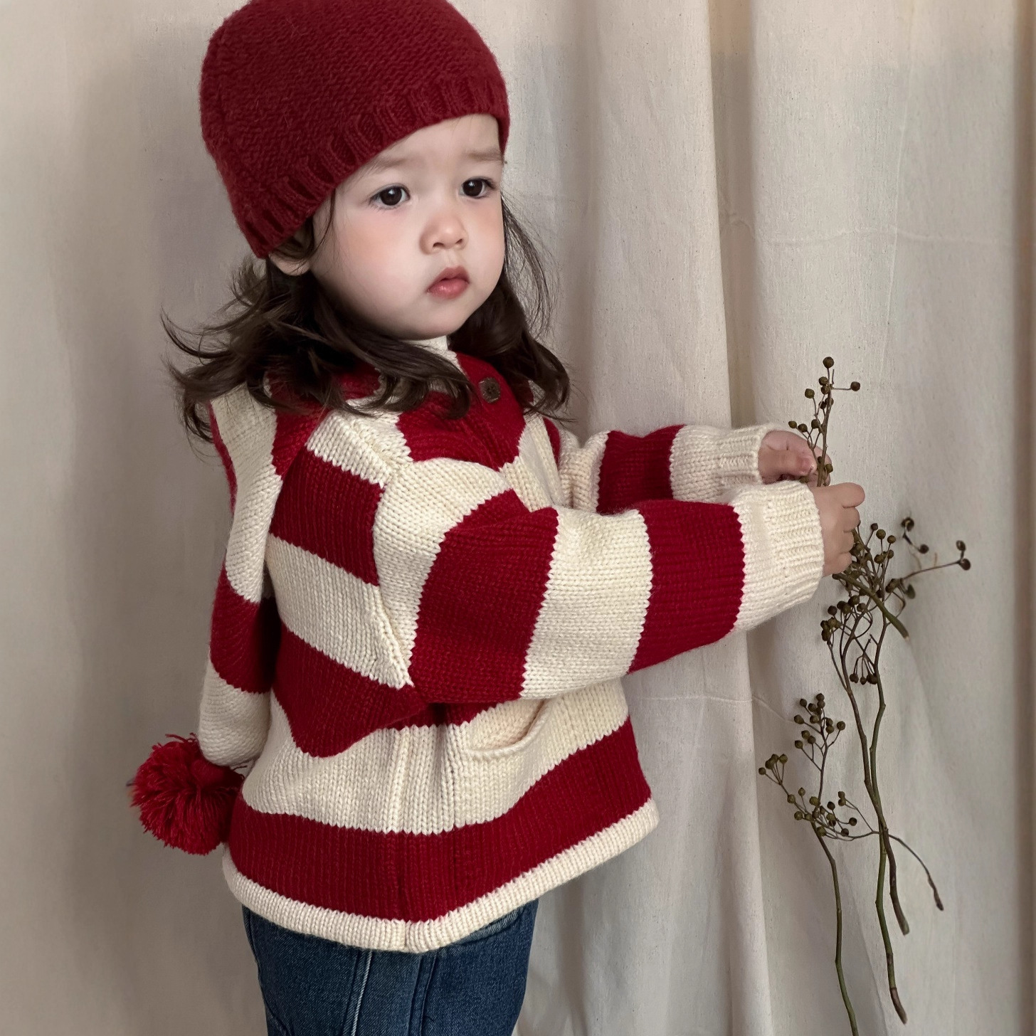 儿童服装2025秋冬新款小宝宝衣服韩版童装毛衣外套女童牛仔裤套装