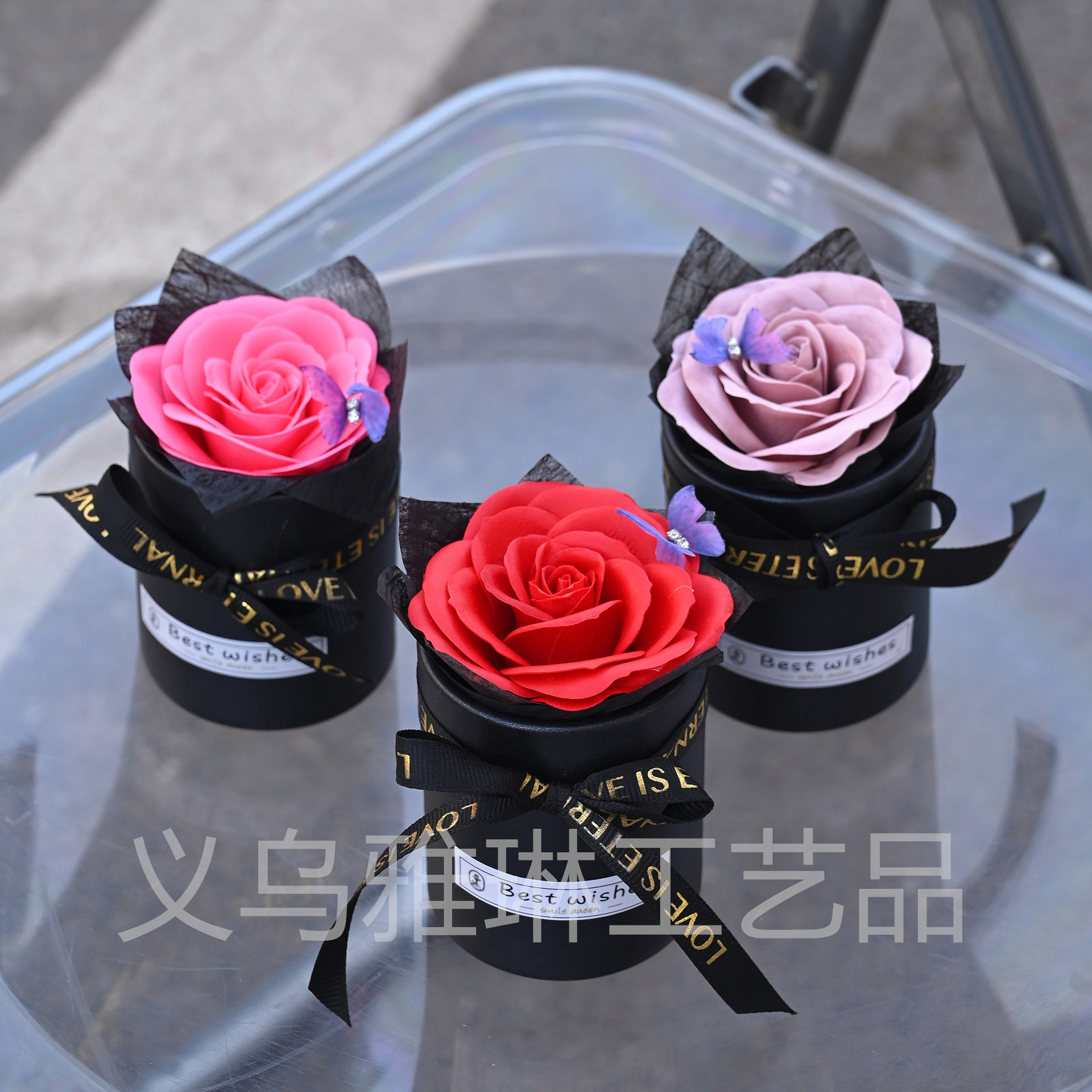 伴手礼小花束成品玫瑰花抱抱桶手工花配饰氛围摆件跨境批发仿真花