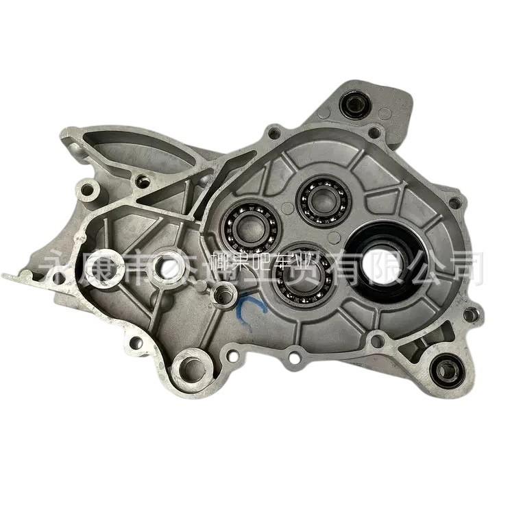 Four-wheel off-road beach motorcycle go-kart all-terrain vehicle accessories Wangye engine transmission cover balance shaft cover