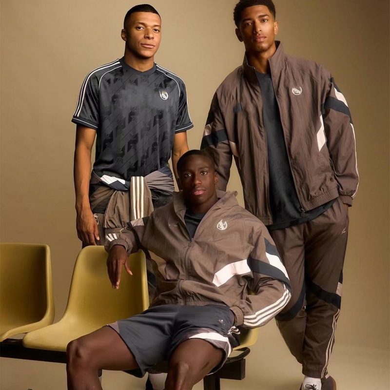 Hot Windbreaker Jacket Swalker Bayern Real Madrid Barcelona Arsenal Francia Brasil Japón Trajes de fútbol