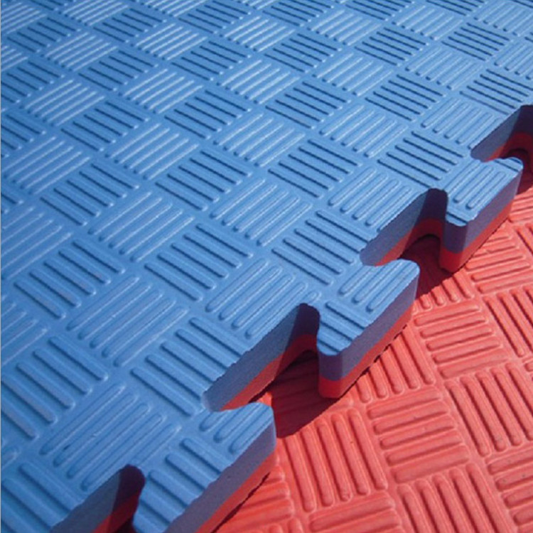 Taekwondo almohadilla de artes marciales Sanda estera de entrenamiento gruesa estera deportivo jardín de infantes 1m * 1m estera de espuma