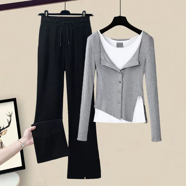 Gray clothes+black pants